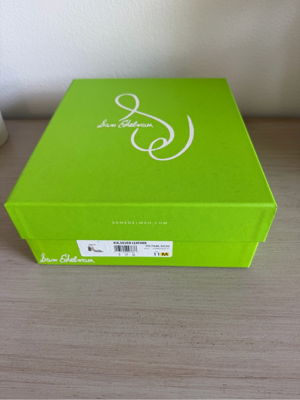 Sam Edelman Kia Silver Leather New in Box
